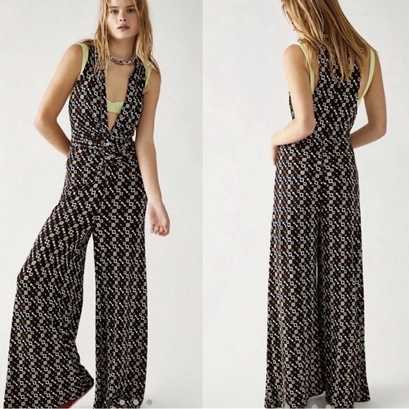 Free People Pants - New!! Free People Shayla Halter Jumpsuit medium Super cute!!! I bought 2 😂